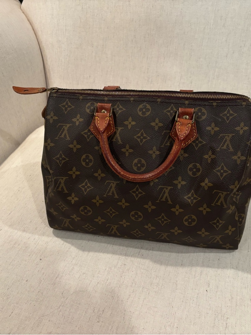 Louis Vuitton Monogram Speedy 30. 100% Authentic